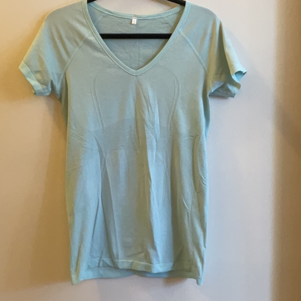 Lululemon Swiftly Tech Short Sleeve Shirt V-neck